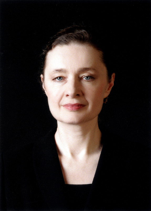 Official photo 007